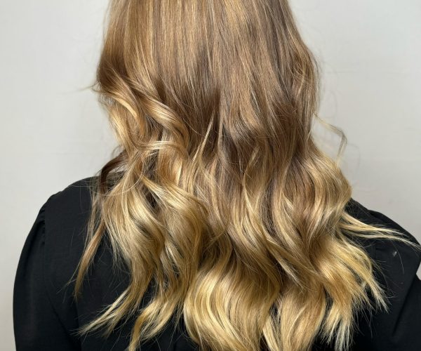 Facetune_20-01-2025-21-51-49